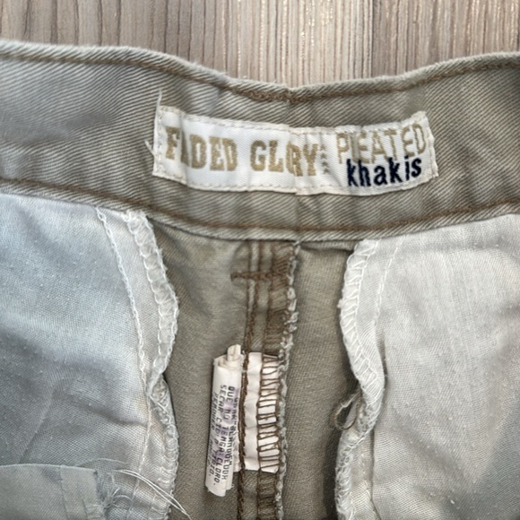 Faded glory pleated khaki junior size 14 - Picture 2 of 6
